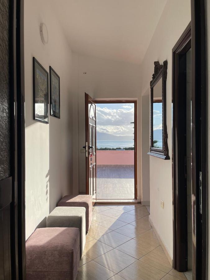 Vila Osmenaj Rent Room Or Apartment Vlorë Exterior foto